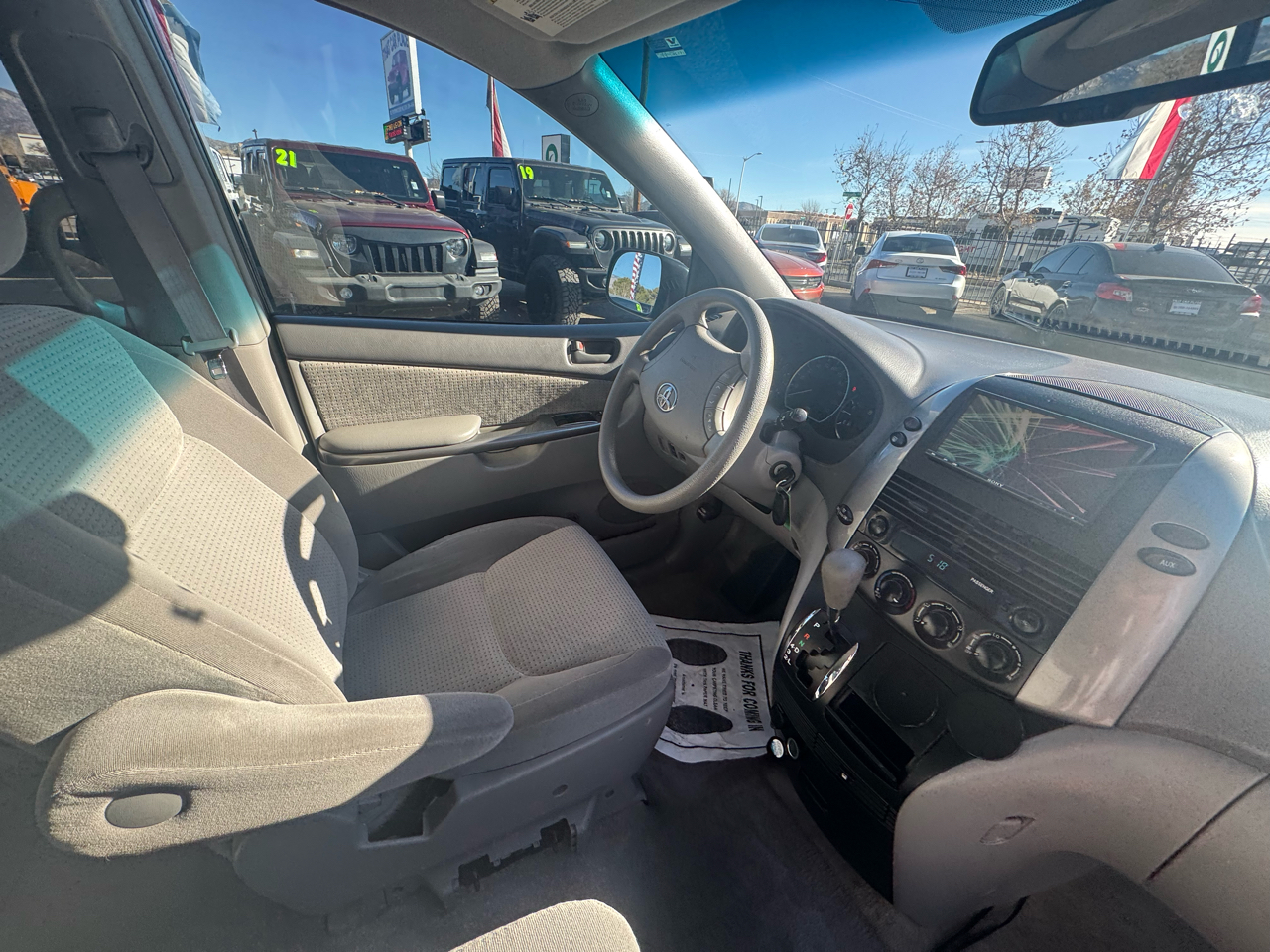 Toyota Sienna CE 7-Passenger 2006