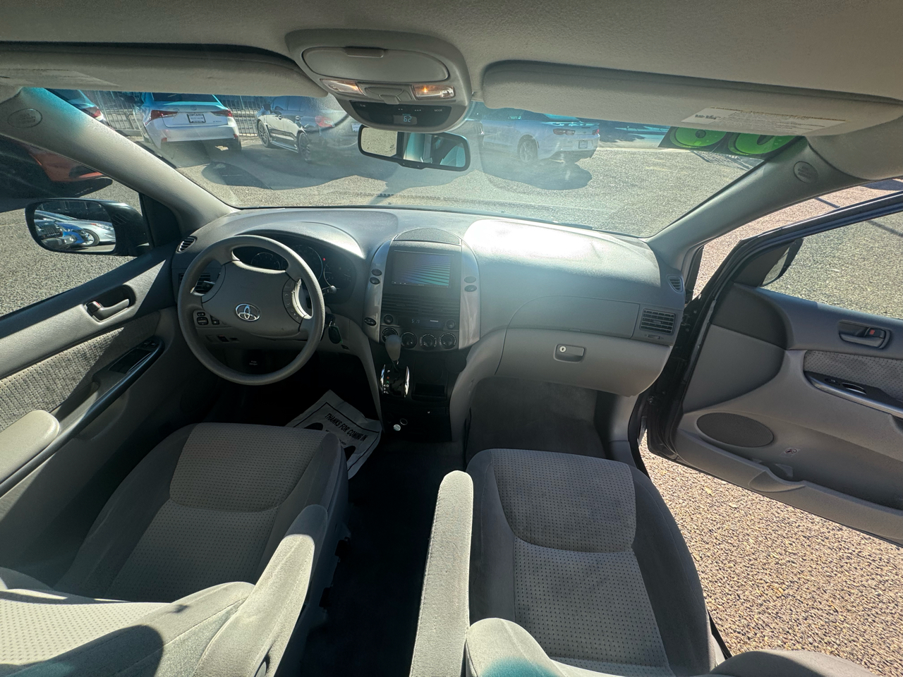 Toyota Sienna CE 7-Passenger 2006