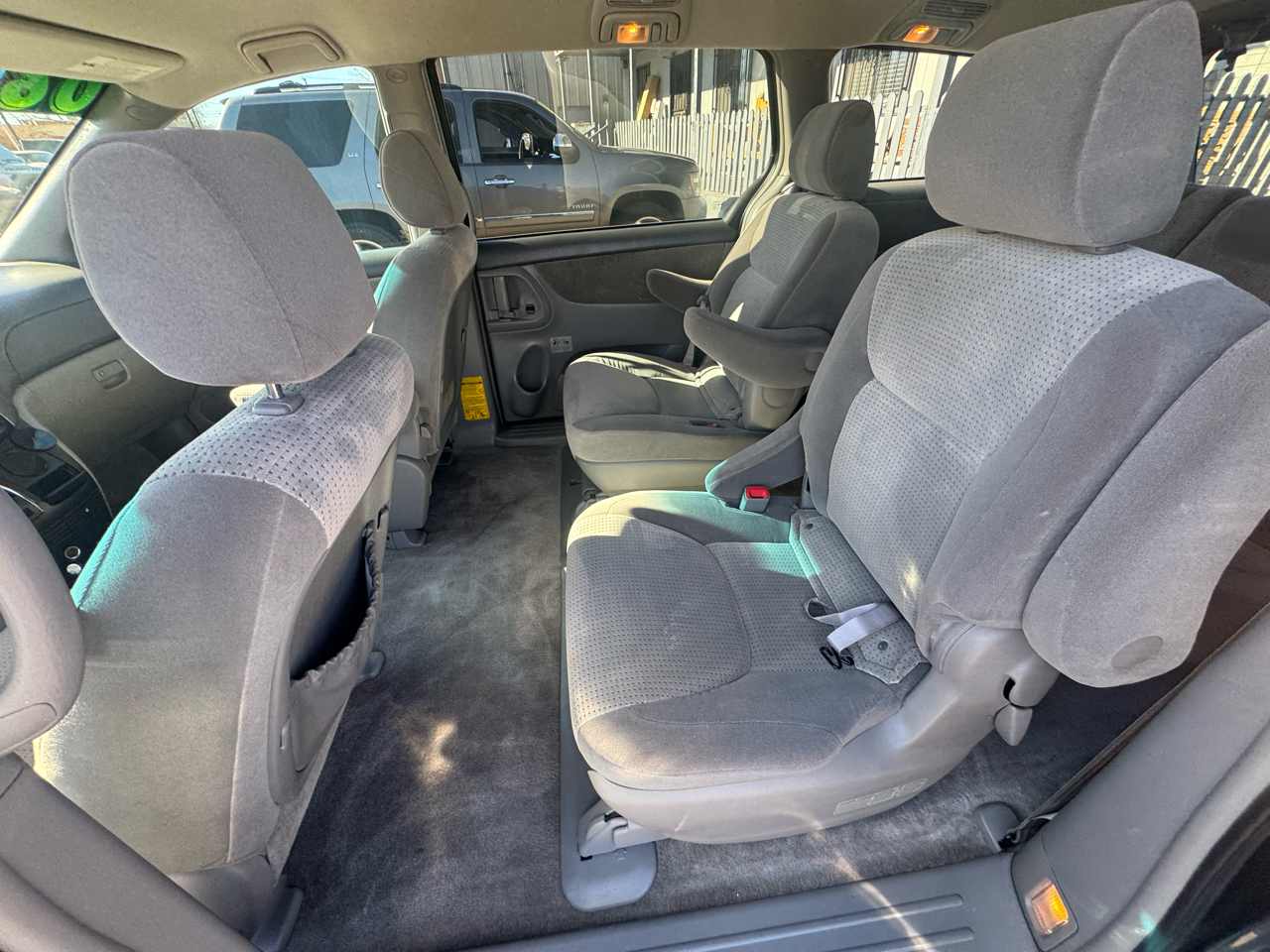 Toyota Sienna CE 7-Passenger 2006