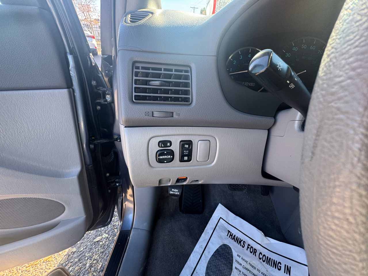 Toyota Sienna CE 7-Passenger 2006