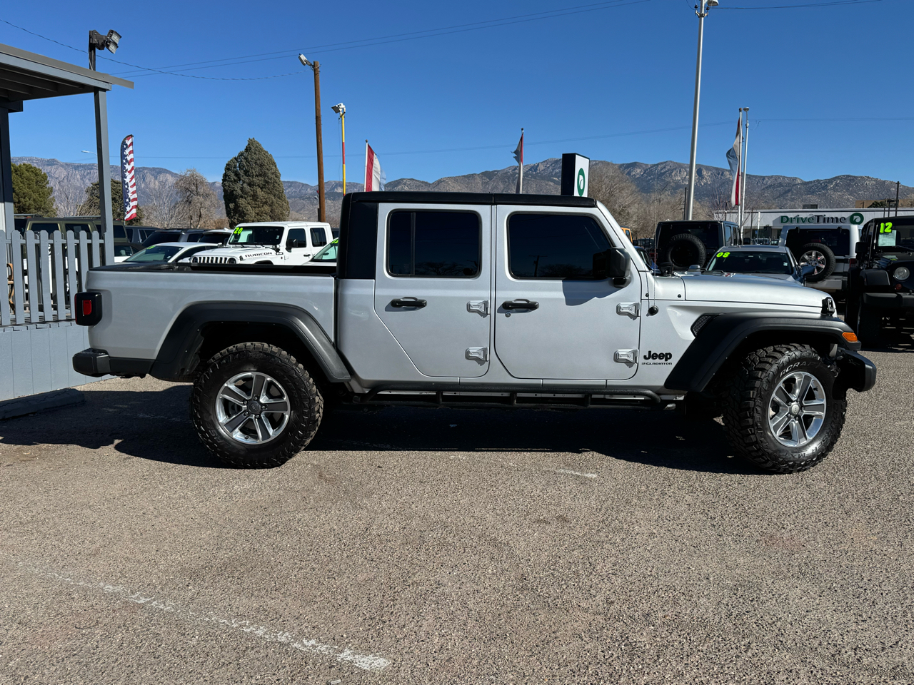 Jeep Gladiator Sport 2023