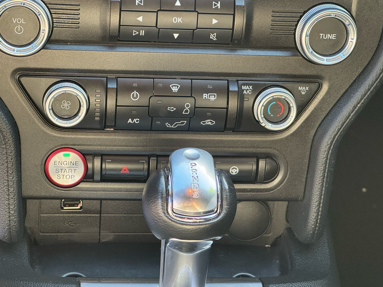 Ford Mustang EcoBoost Coupe 2019