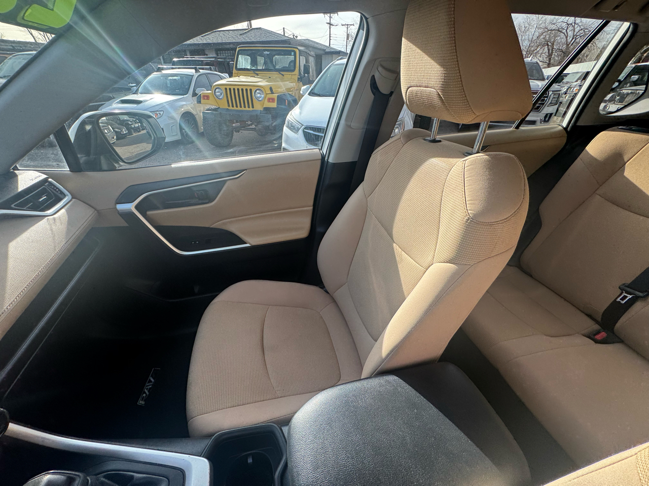 Toyota RAV4 Hybrid LE AWD 2022