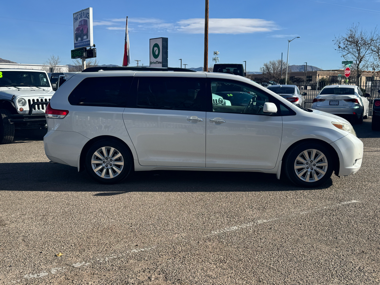 Toyota Sienna Limited FWD 7-Passsenger V6 2012