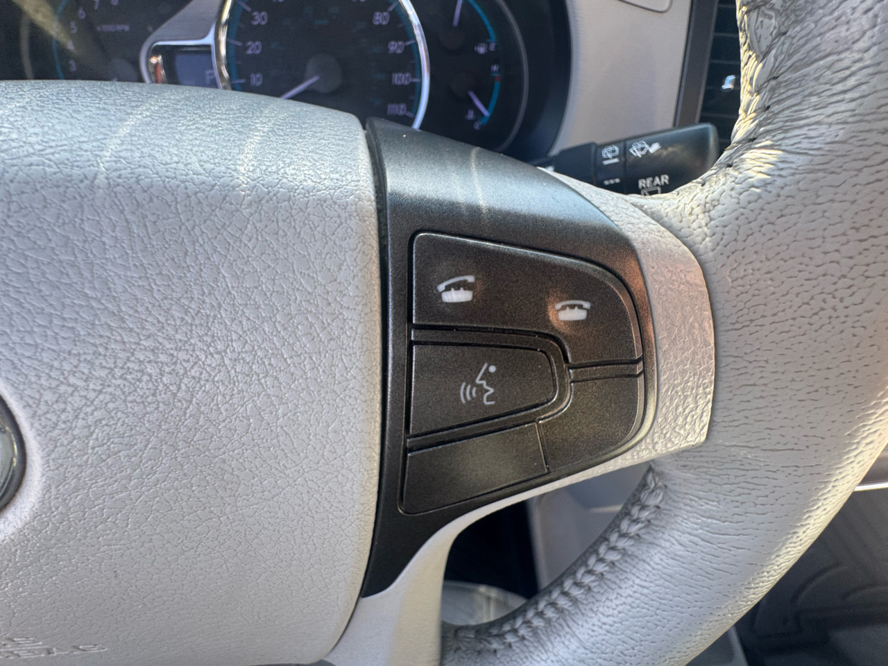 Toyota Sienna Limited FWD 7-Passsenger V6 2012