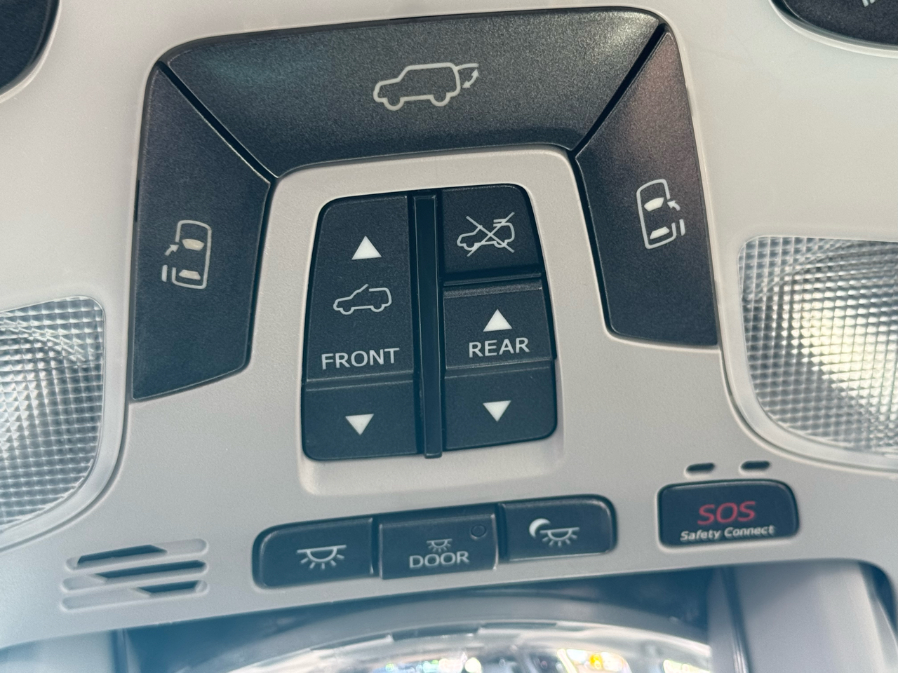 Toyota Sienna Limited FWD 7-Passsenger V6 2012