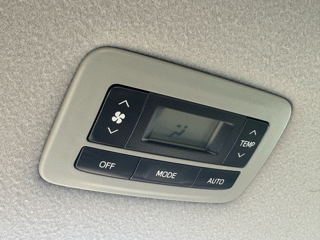 Toyota Sienna Limited FWD 7-Passsenger V6 2012