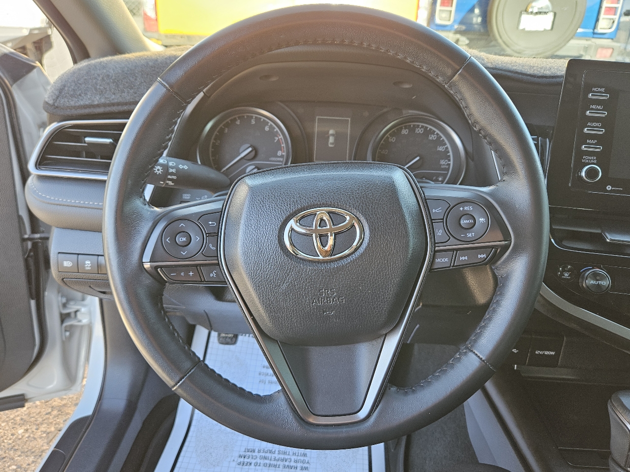 Toyota Camry SE 2024