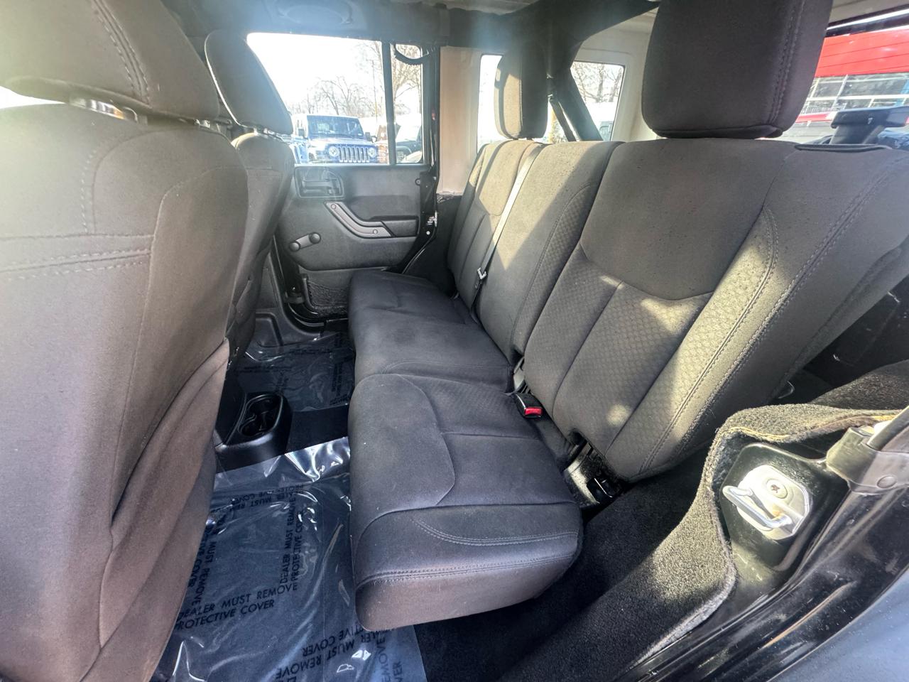 Jeep Wrangler Unlimited Sport 4WD 2013