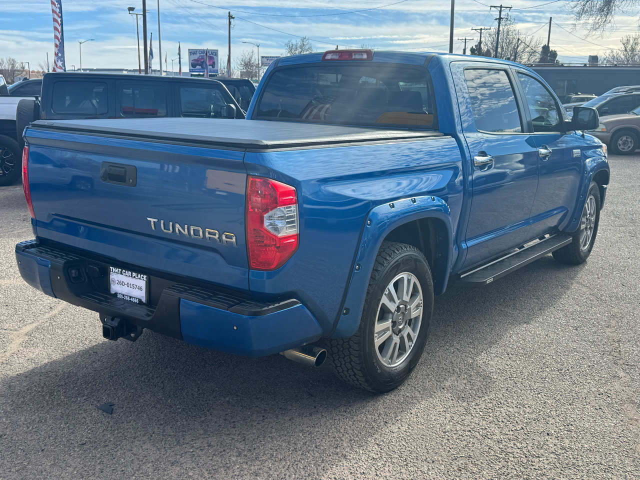Toyota Tundra Platinum CrewMax 5.7L FFV 2WD 2017