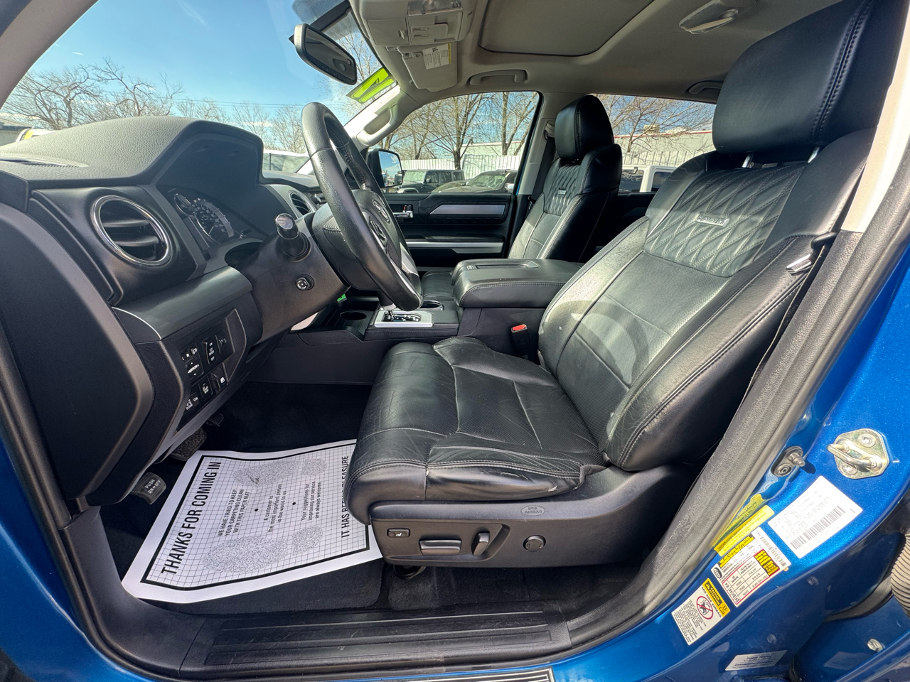 Toyota Tundra Platinum CrewMax 5.7L FFV 2WD 2017