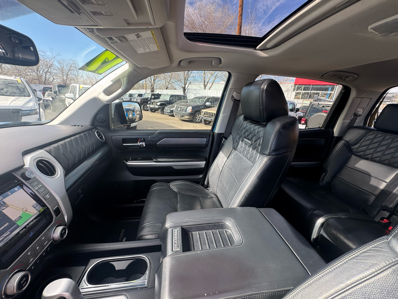 Toyota Tundra Platinum CrewMax 5.7L FFV 2WD 2017