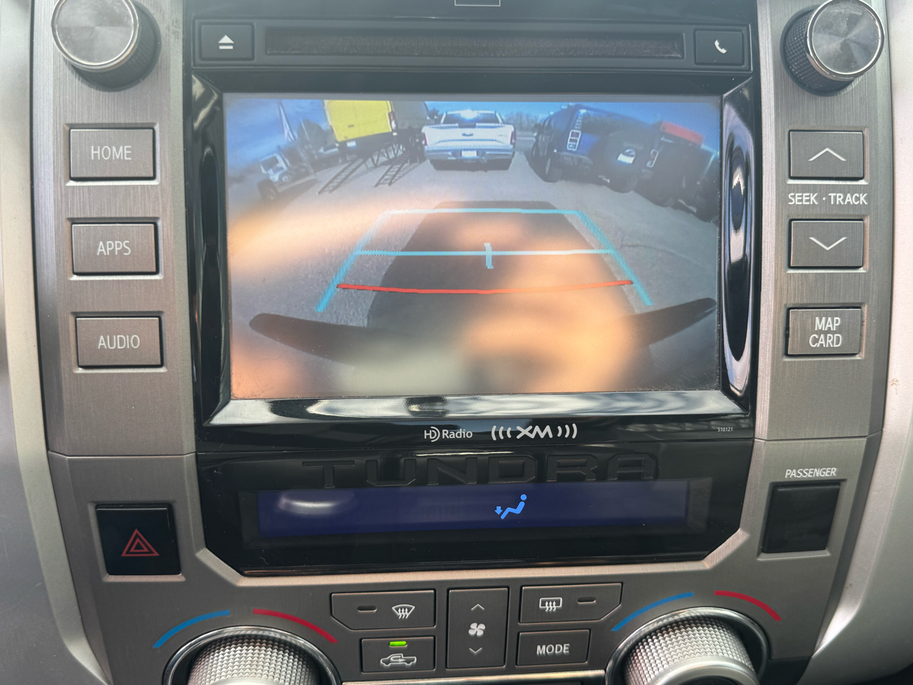 Toyota Tundra Platinum CrewMax 5.7L FFV 2WD 2017