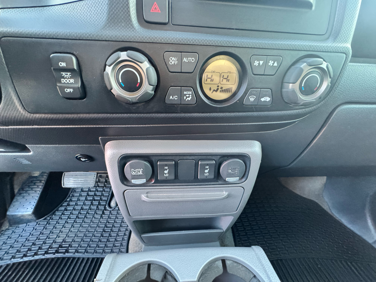 Honda Ridgeline RTL-E 4x4 Crew Cab 5.3' Bed 2014