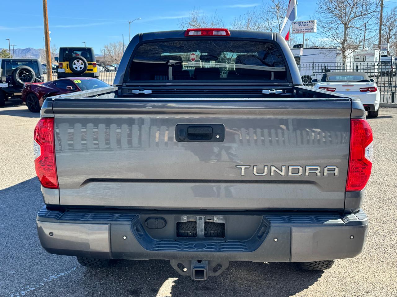 Toyota Tundra Limited 5.7L CrewMax 4WD 2018