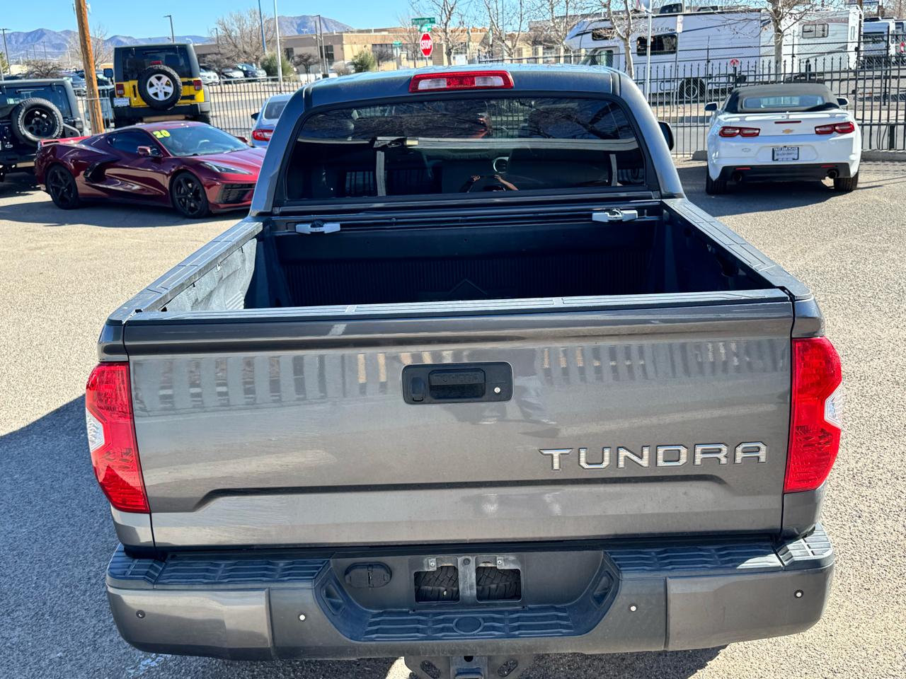 Toyota Tundra Limited 5.7L CrewMax 4WD 2018