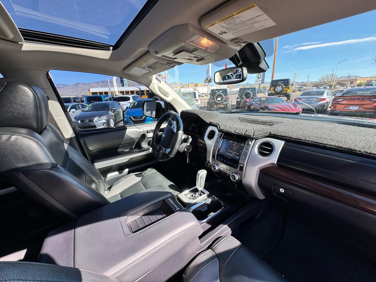 Toyota Tundra Limited 5.7L CrewMax 4WD 2018