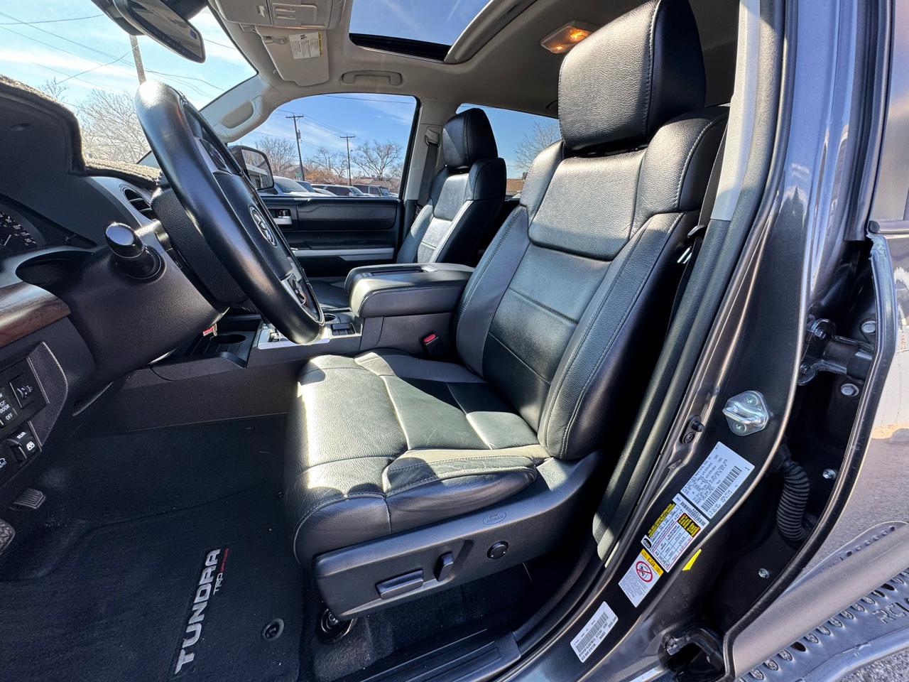 Toyota Tundra Limited 5.7L CrewMax 4WD 2018