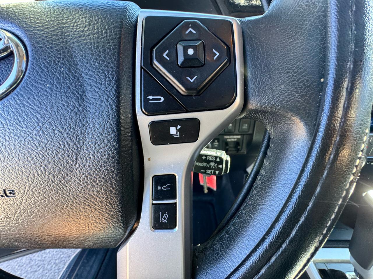 Toyota Tundra Limited 5.7L CrewMax 4WD 2018