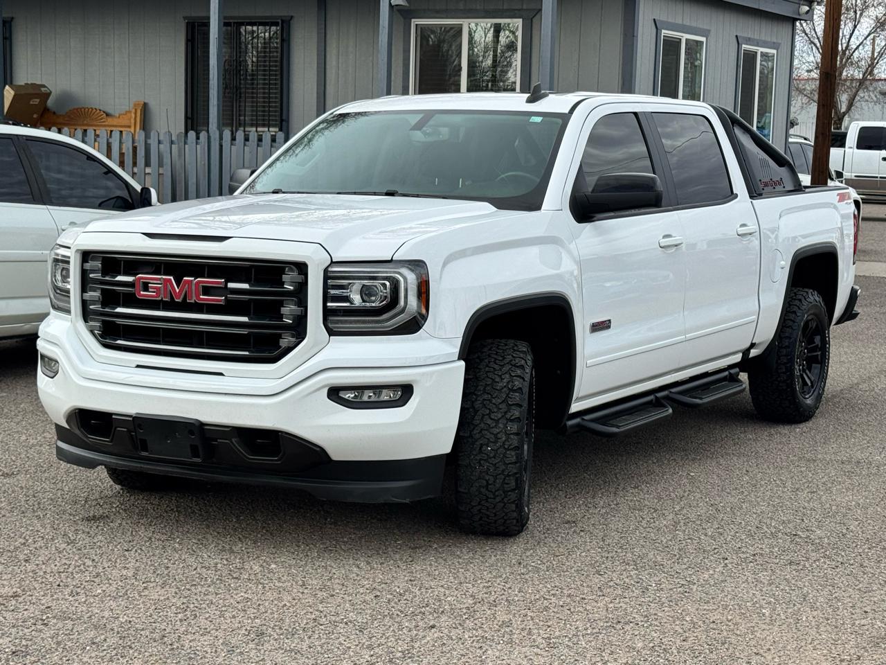 GMC Sierra 1500 SLT Crew Cab Long Box 4WD 2017