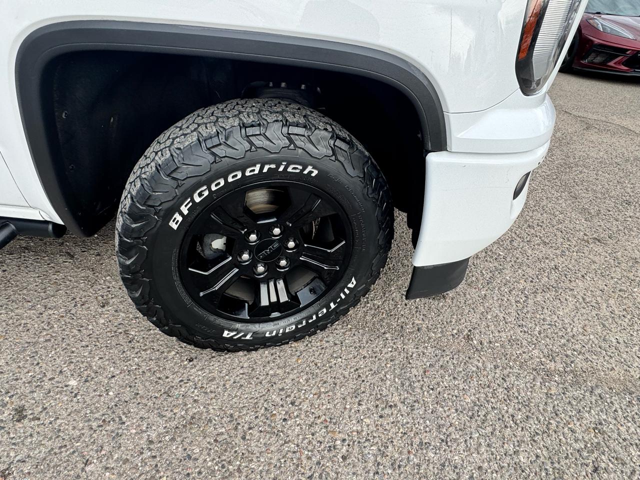 GMC Sierra 1500 SLT Crew Cab Long Box 4WD 2017