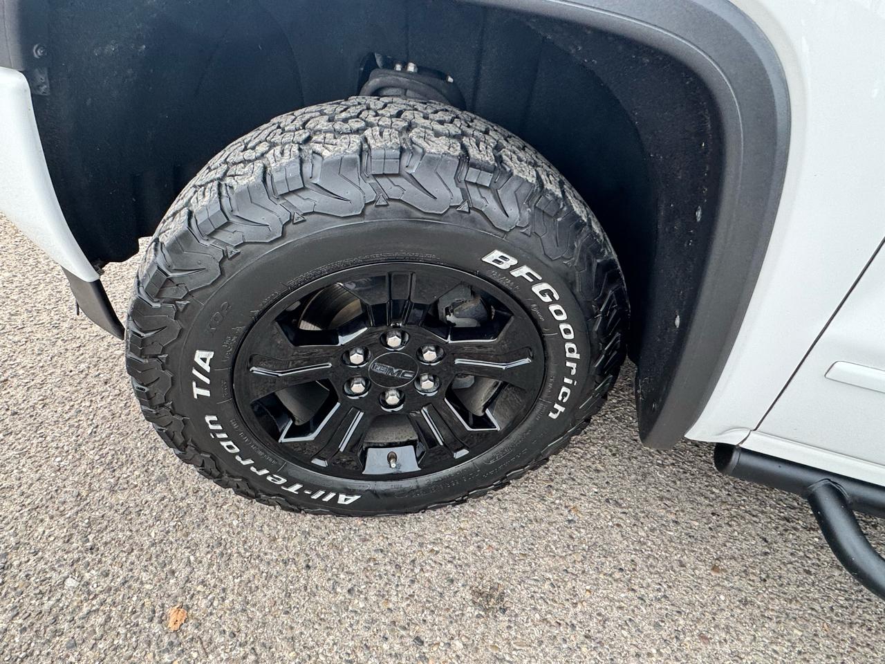 GMC Sierra 1500 SLT Crew Cab Long Box 4WD 2017