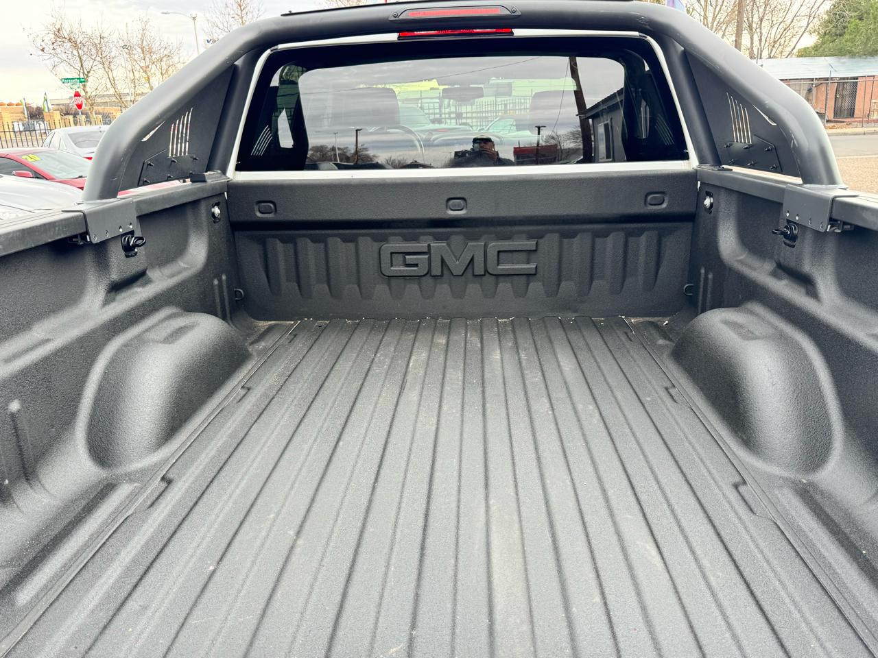 GMC Sierra 1500 SLT Crew Cab Long Box 4WD 2017