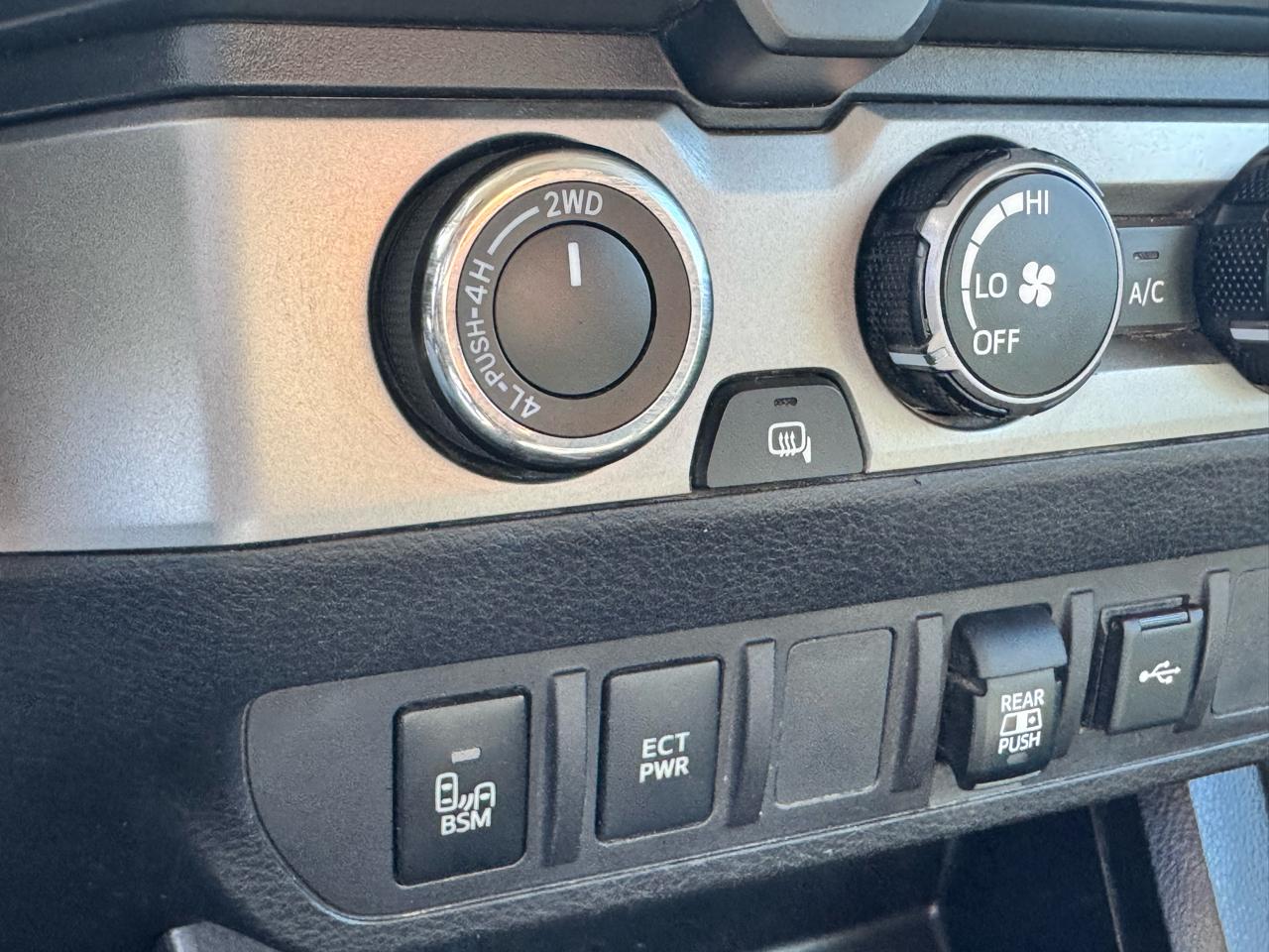 Toyota Tacoma SR5 Double Cab Long Bed V6 6AT 4WD 2020