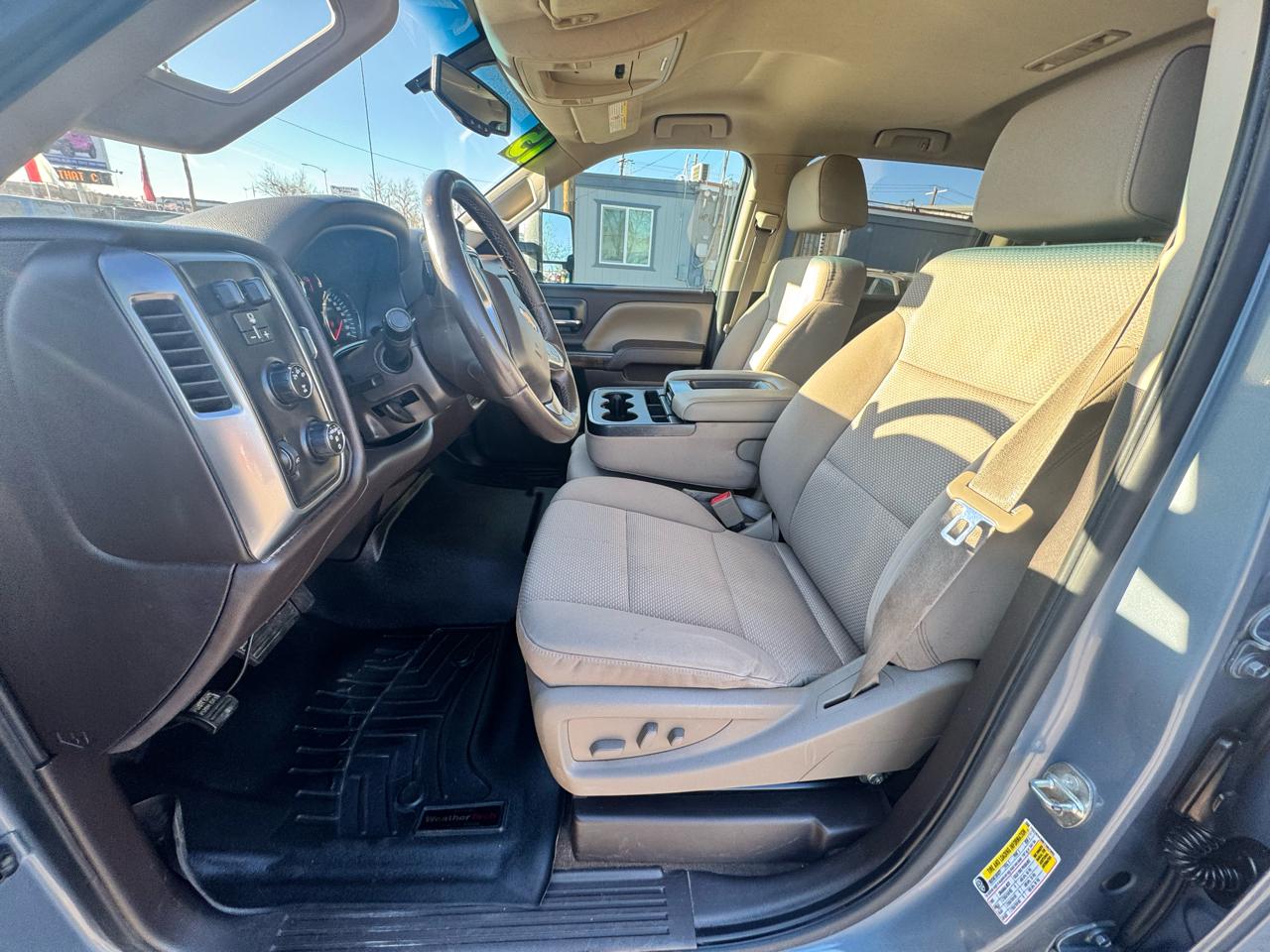 Chevrolet Silverado 2500HD LT Crew Cab Long Box 4WD 2015