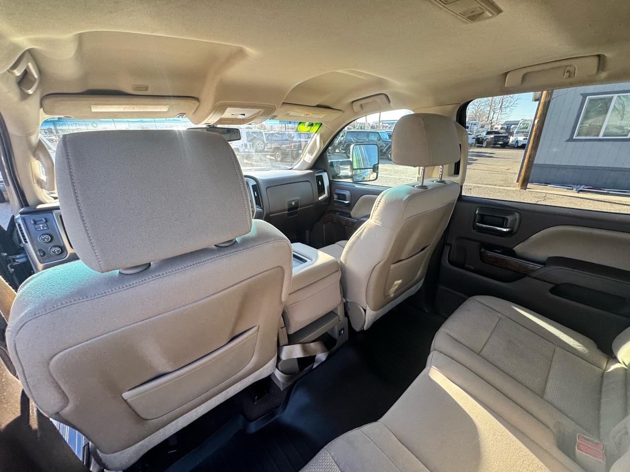 Chevrolet Silverado 2500HD LT Crew Cab Long Box 4WD 2015