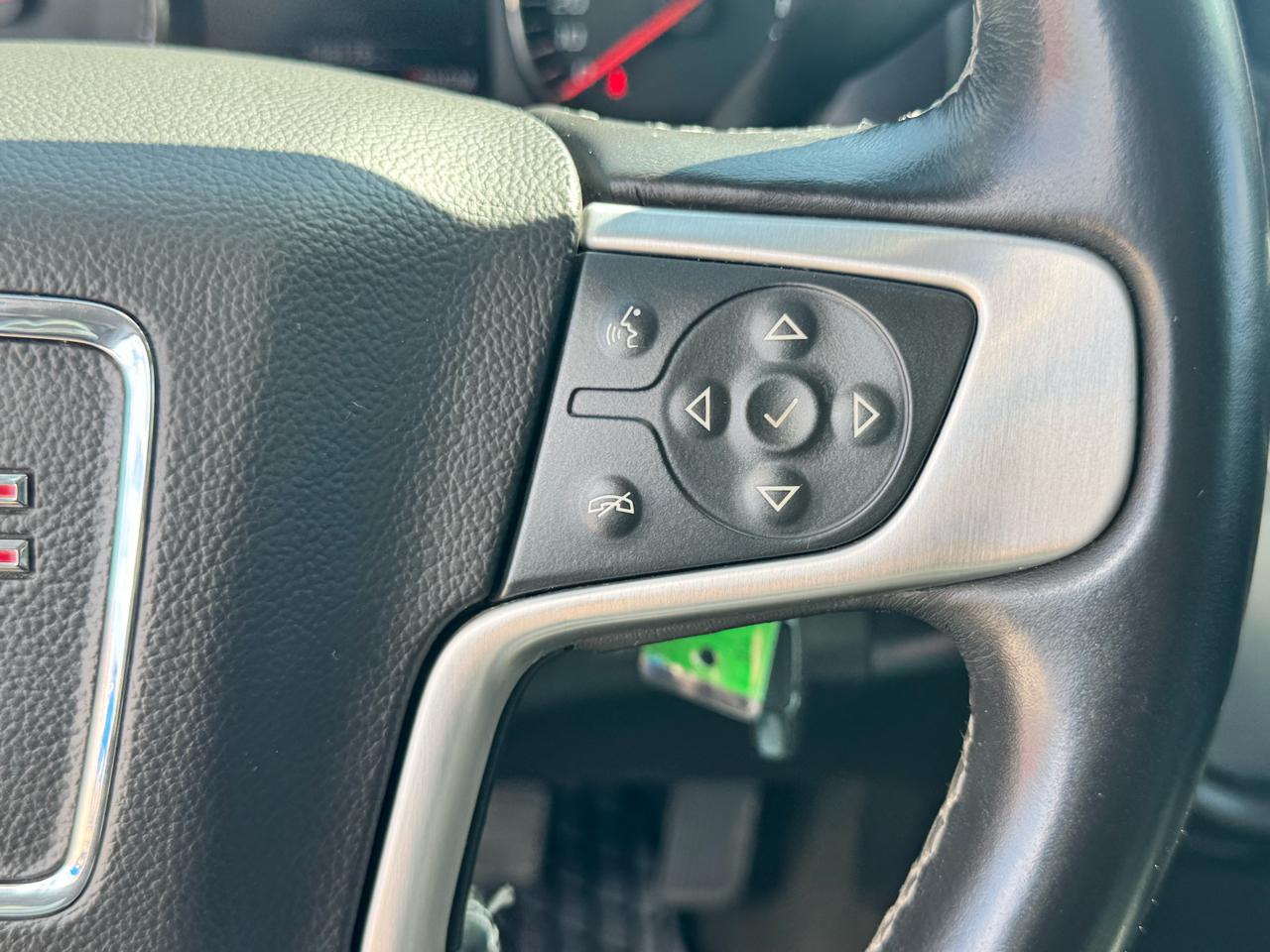 GMC Sierra 1500 SLE Crew Cab Long Box 4WD 2014