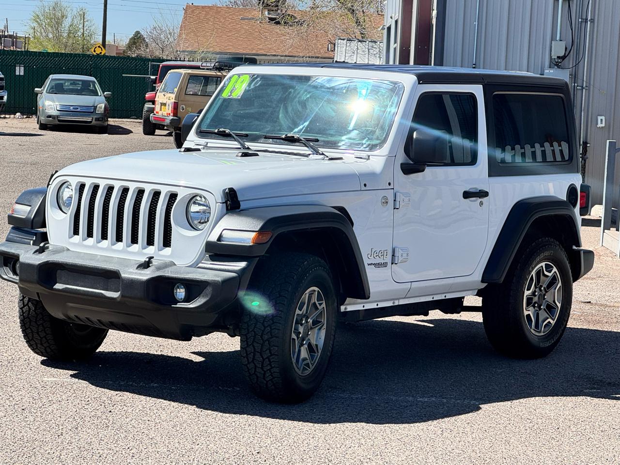 Jeep Wrangler Sport 4WD 2019