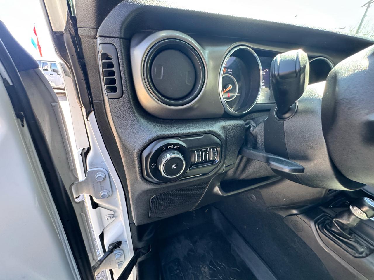Jeep Wrangler Sport 4WD 2019