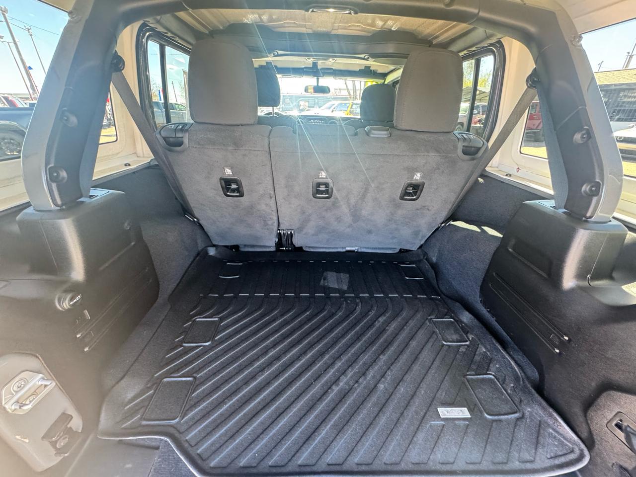 Jeep Wrangler Unlimited Sport 2020