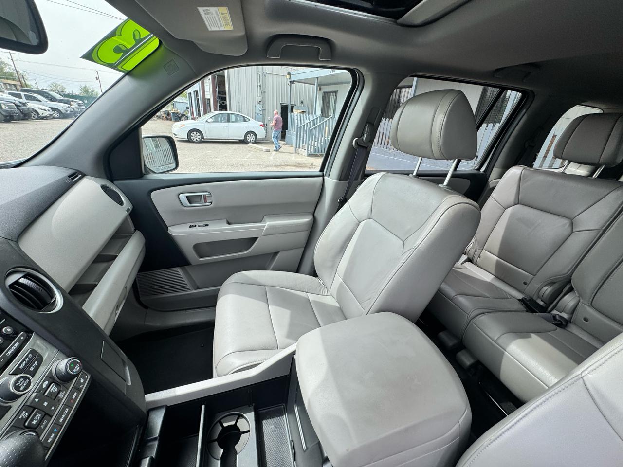 Honda Pilot EX-L 4WD 5-Spd AT 2013