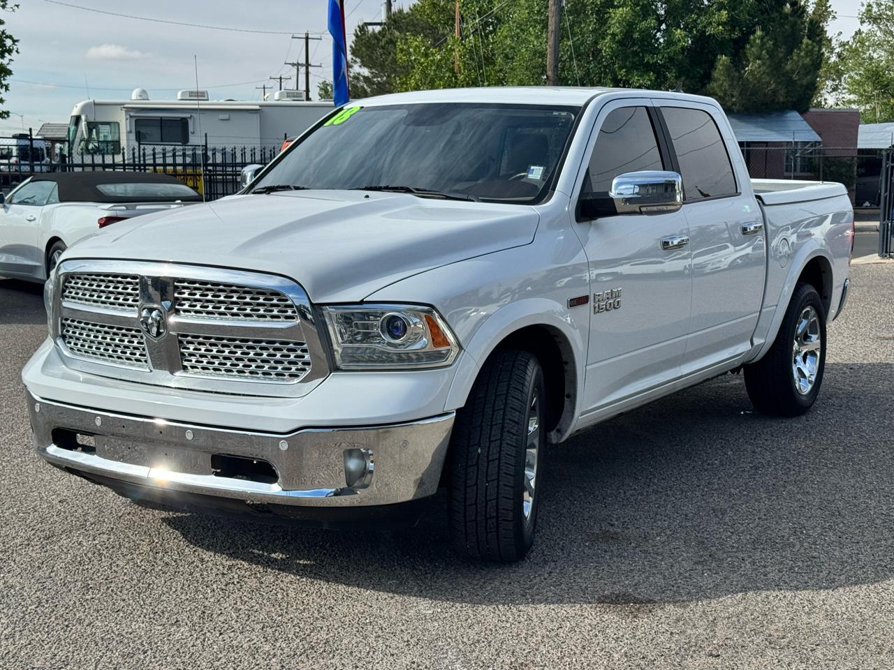 RAM 1500 Laramie Crew Cab SWB 4WD 2018