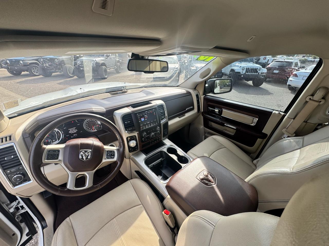 RAM 1500 Laramie Crew Cab SWB 4WD 2018