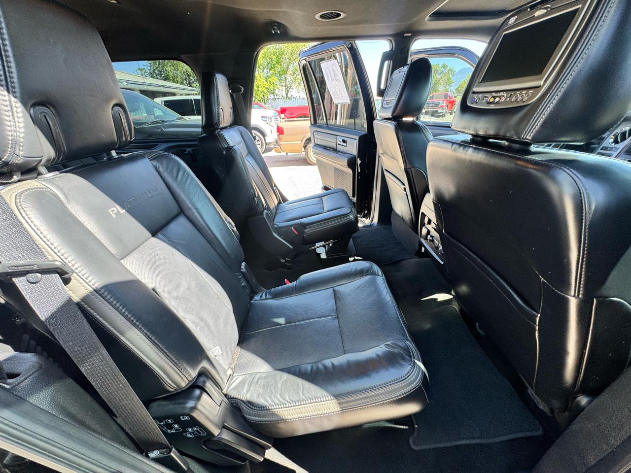 Ford Expedition Platinum 4WD 2017