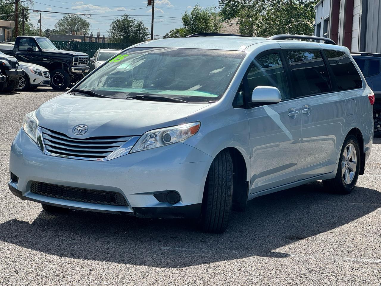 Toyota Sienna LE FWD 8-Passenger V6 2015