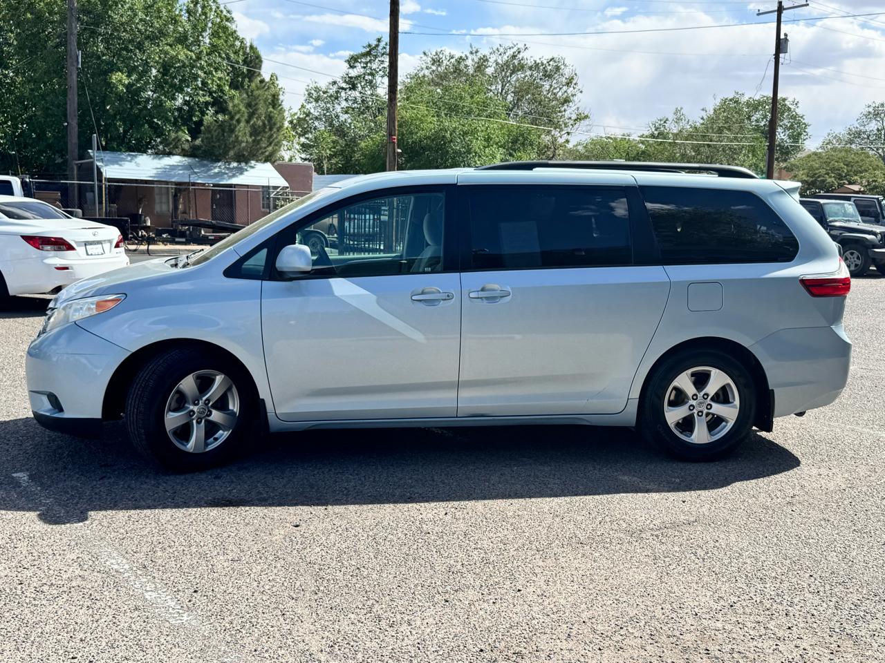 Toyota Sienna LE FWD 8-Passenger V6 2015