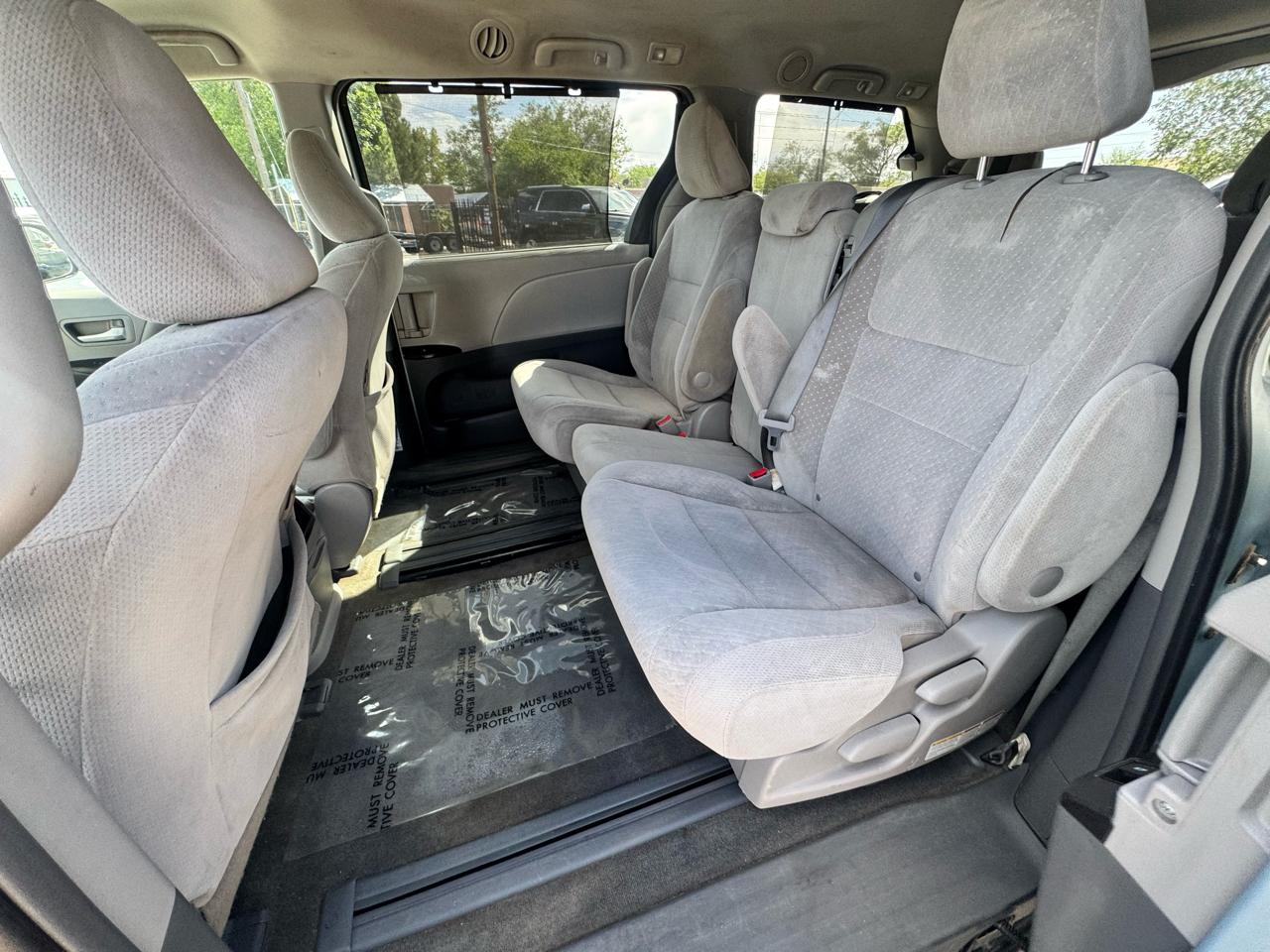 Toyota Sienna LE FWD 8-Passenger V6 2015