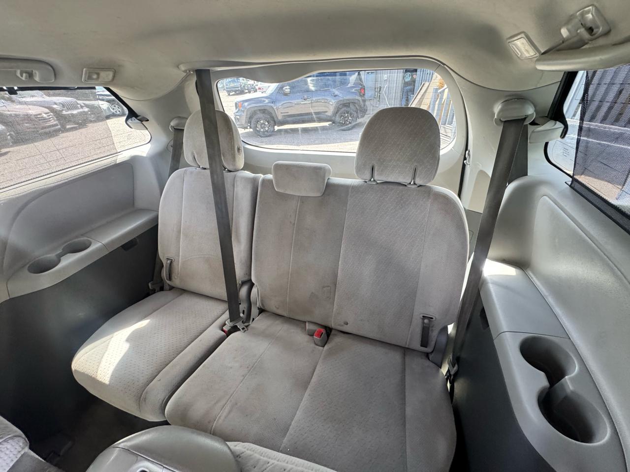 Toyota Sienna LE FWD 8-Passenger V6 2015