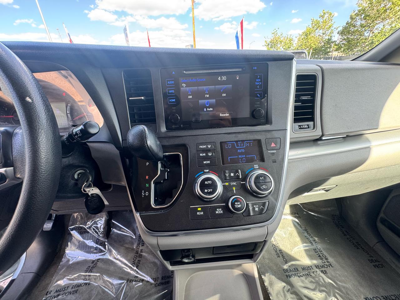 Toyota Sienna LE FWD 8-Passenger V6 2015