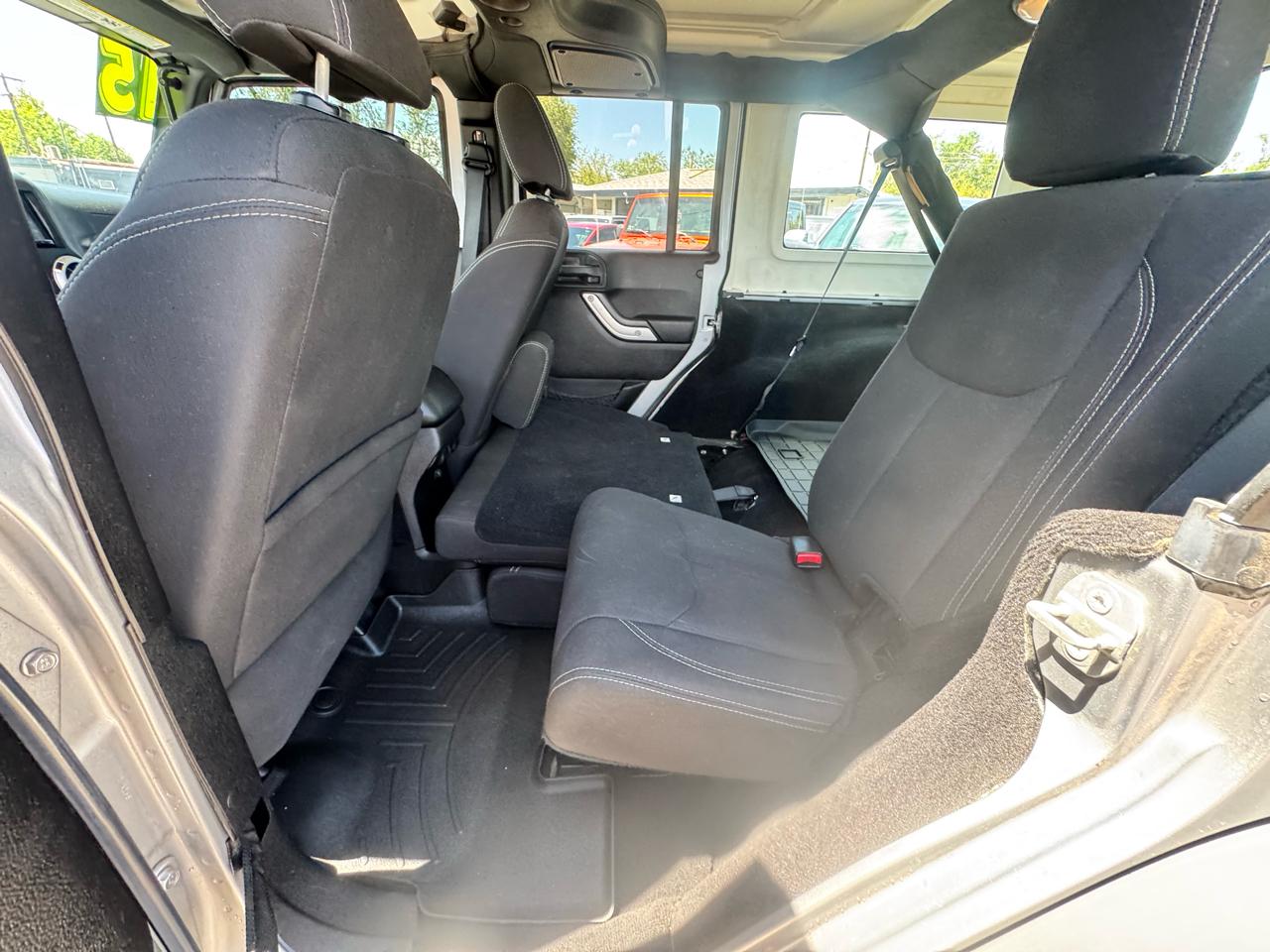 Jeep Wrangler Unlimited Rubicon 4WD 2015