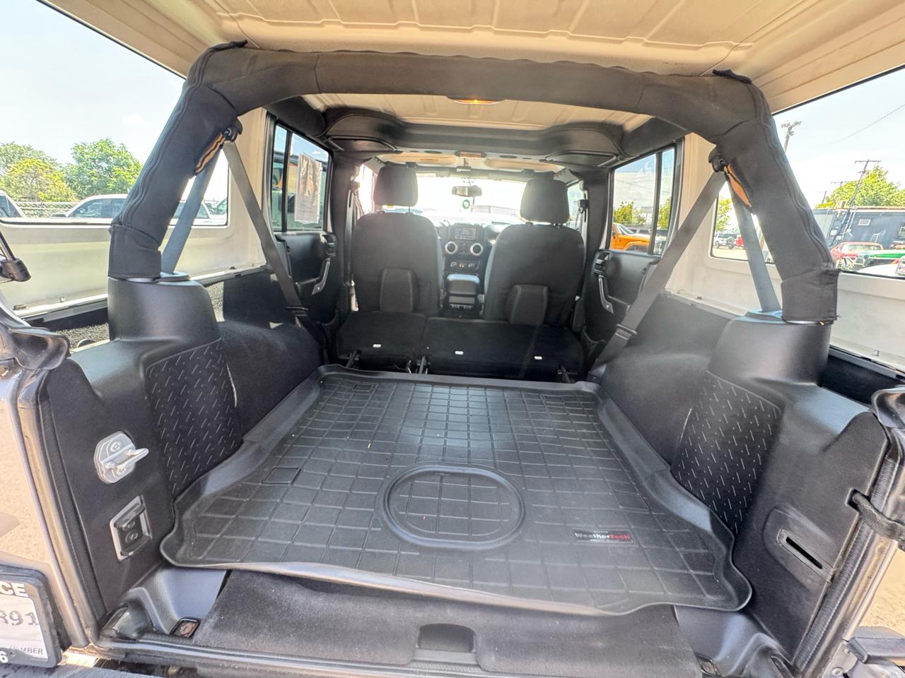 Jeep Wrangler Unlimited Rubicon 4WD 2015
