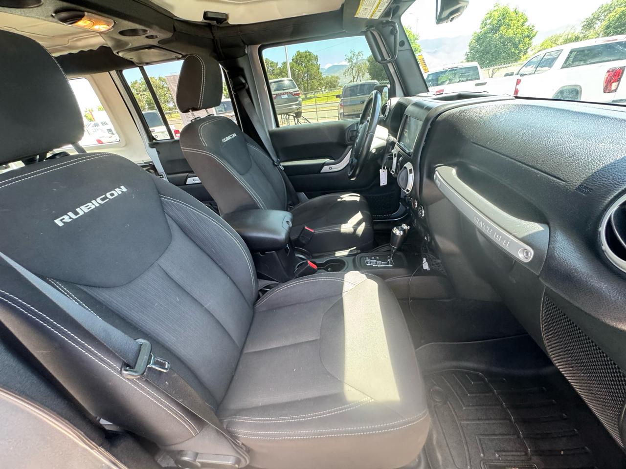 Jeep Wrangler Unlimited Rubicon 4WD 2015