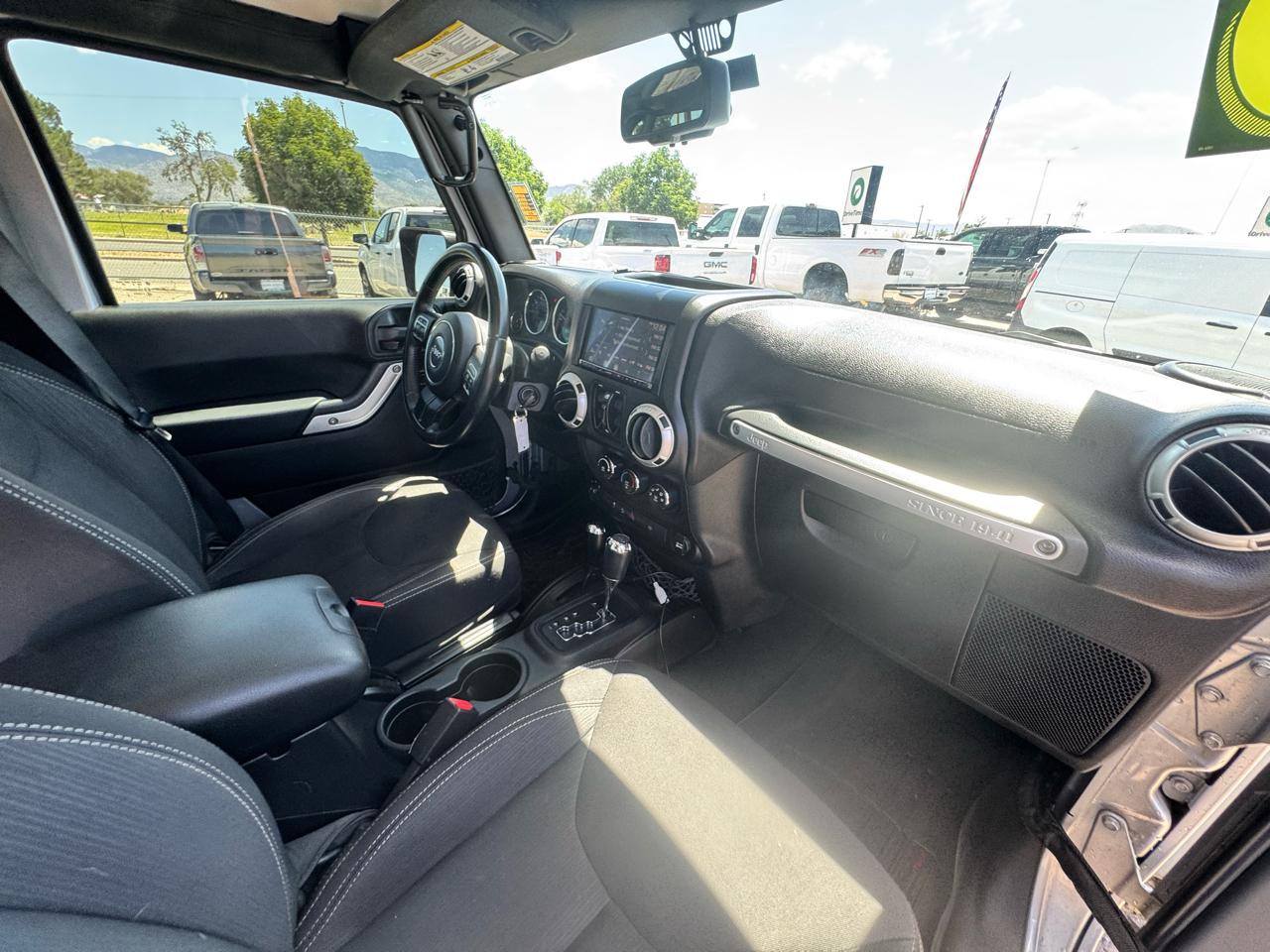 Jeep Wrangler Unlimited Rubicon 4WD 2015