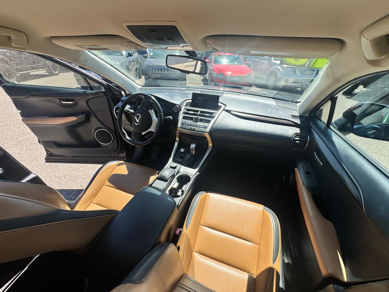 Lexus NX 200t FWD 2016