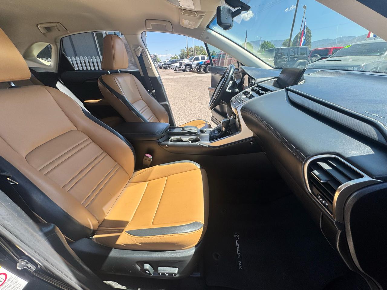 Lexus NX 200t FWD 2016