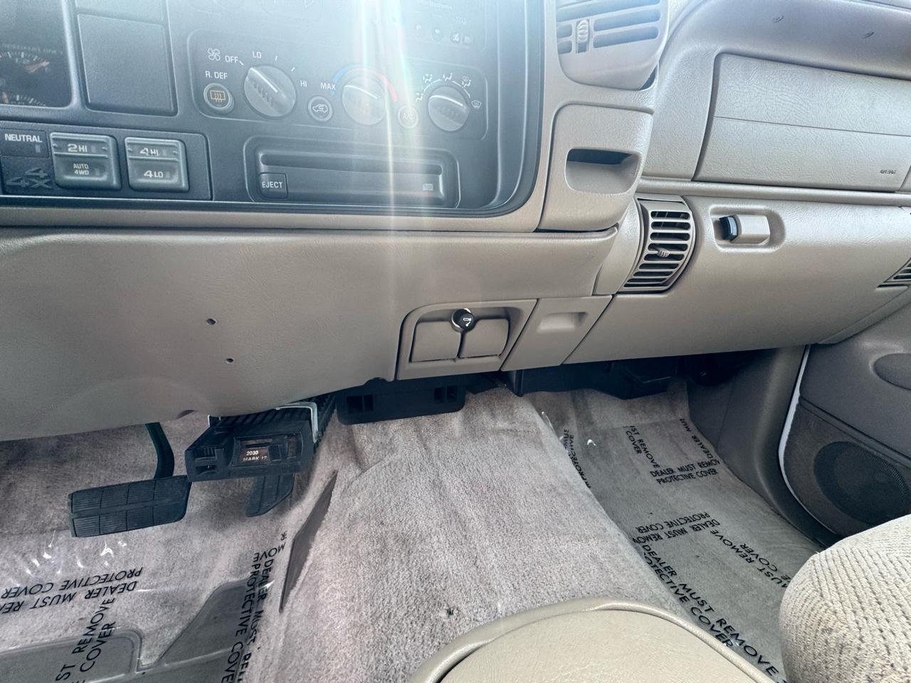 GMC Yukon SLE 4WD 1999